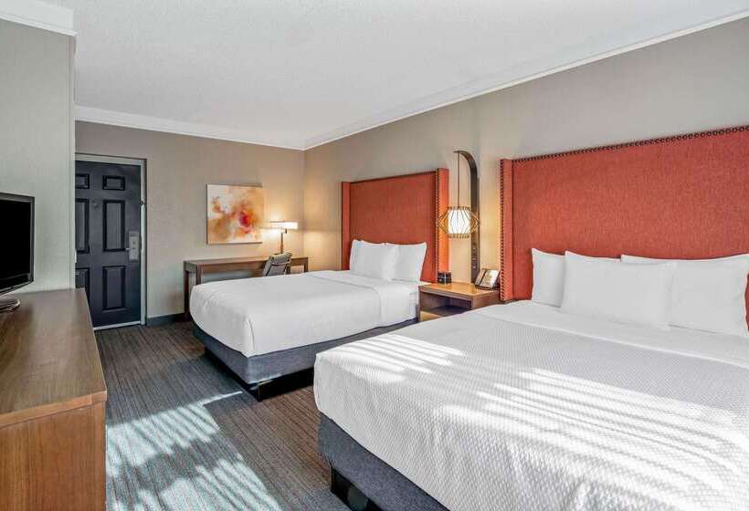 هتل La Quinta By Wyndham San Francisco Airport North   Free Airport Shuttle