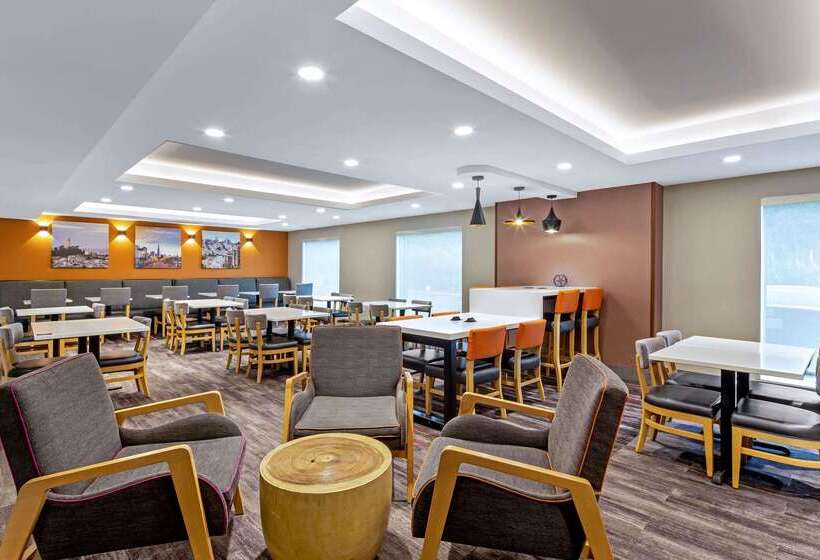 Hotel La Quinta Inn & Suites By Wyndham San Francisco Airport N