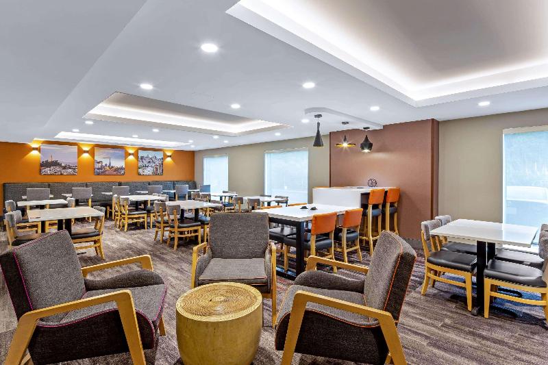 هتل La Quinta By Wyndham San Francisco Airport North   Free Airport Shuttle