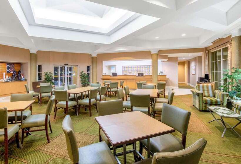هتل La Quinta By Wyndham Sherman