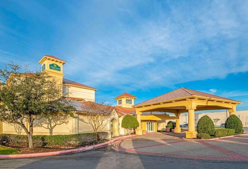 هتل La Quinta By Wyndham Sherman