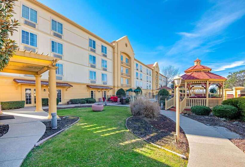 هتل La Quinta By Wyndham Sherman
