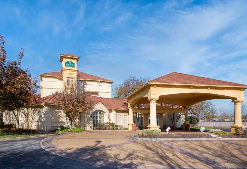 هتل La Quinta By Wyndham St. Louis Westport