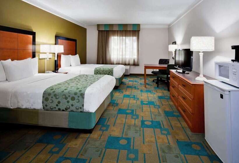 فندق La Quinta By Wyndham St. Pete Clearwater Airport