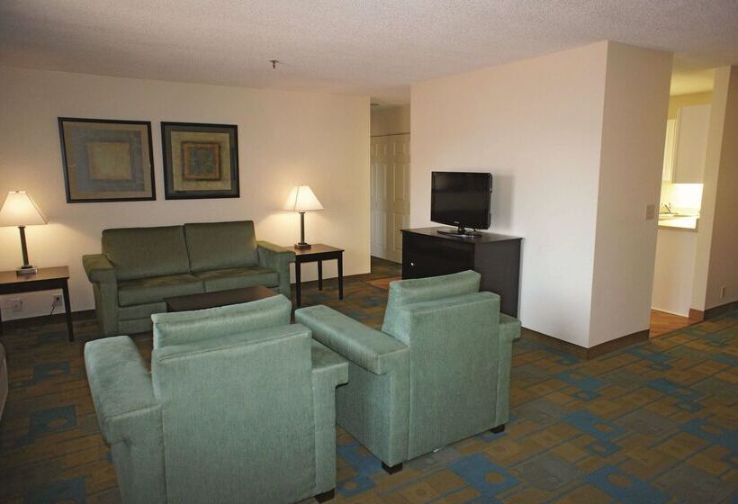فندق La Quinta By Wyndham St. Pete Clearwater Airport