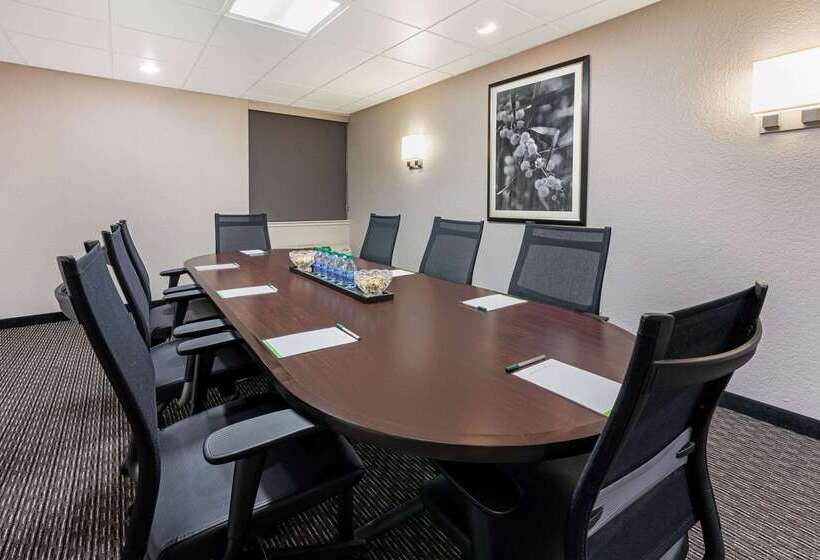 هتل La Quinta By Wyndham Tacoma   Seattle