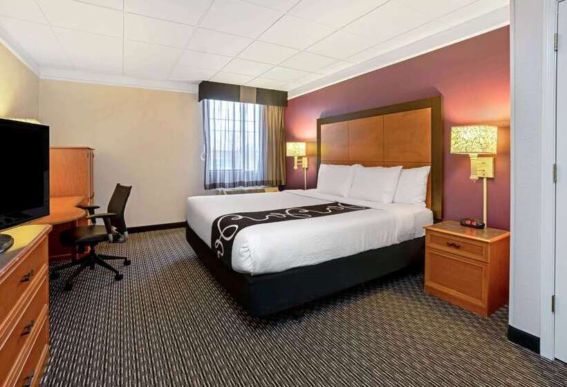 هتل La Quinta By Wyndham Tacoma   Seattle