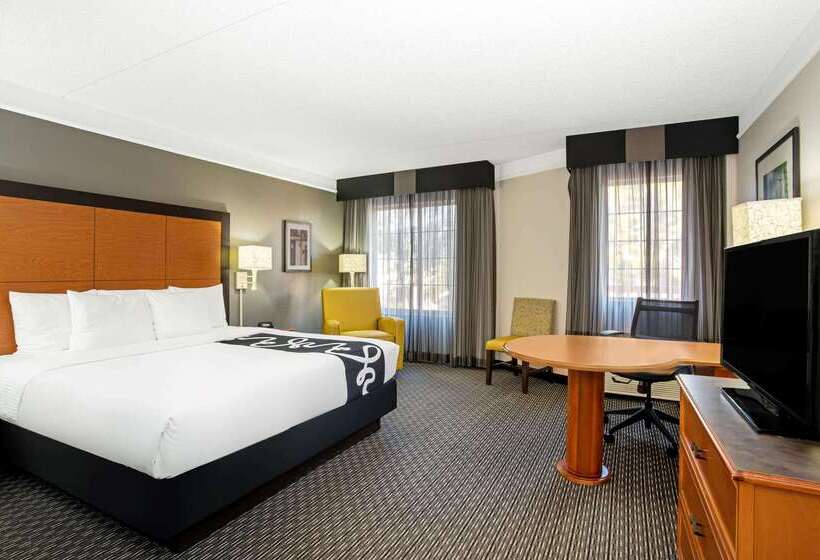 هتل La Quinta By Wyndham Tucson Airport
