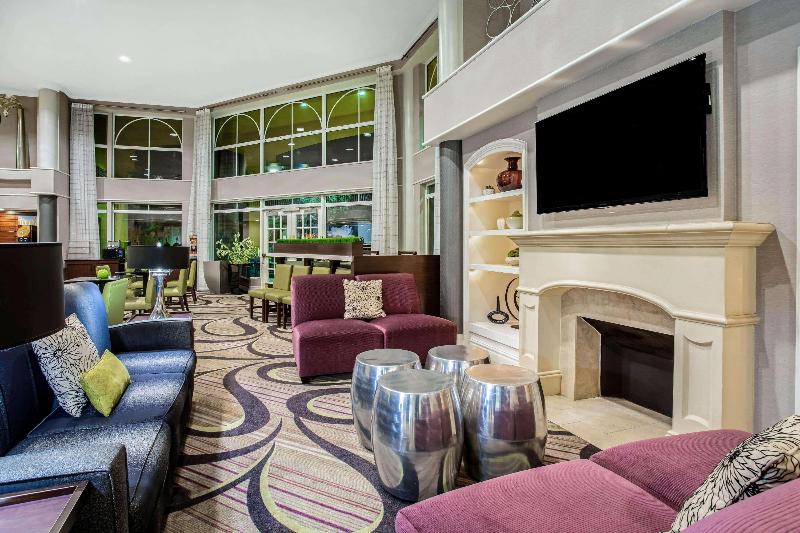 هتل La Quinta By Wyndham Tucson Airport