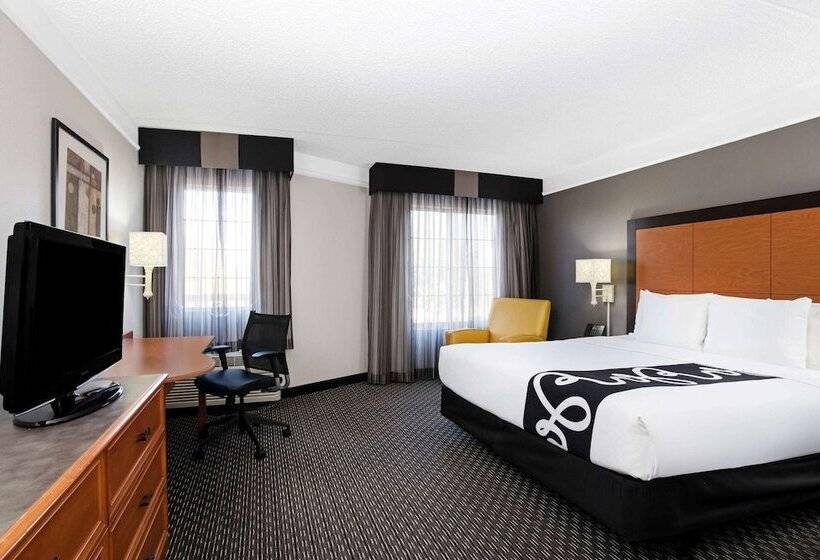 هتل La Quinta By Wyndham Tucson Airport
