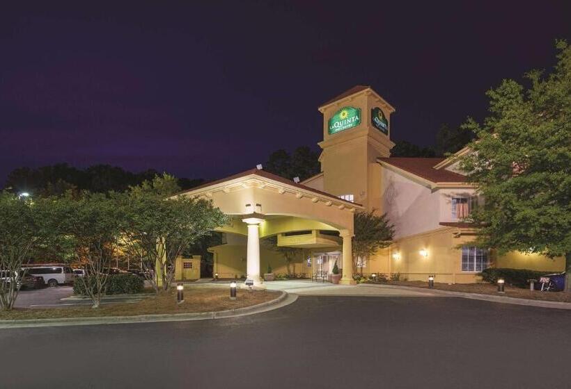 هتل La Quinta Inn & Suites By Wyndham University Area Chapel Hill