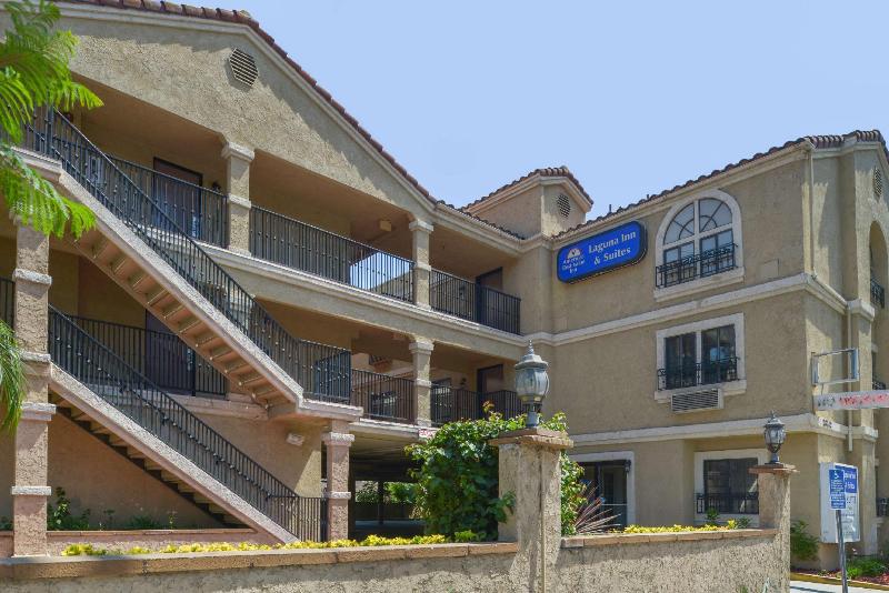 בית מלון כפרי Laguna Inn And Suites
