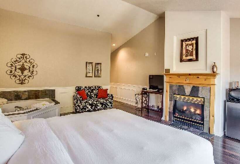 هتل Leavenworth Village Inn