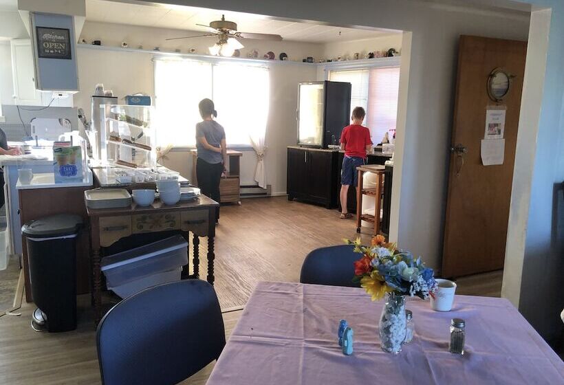 酒店 Lighthouse Inn