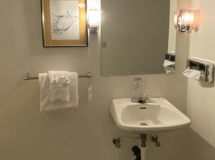 酒店 Lighthouse Inn