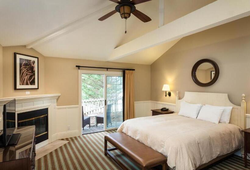 هتل Lighthouse Lodge & Cottages