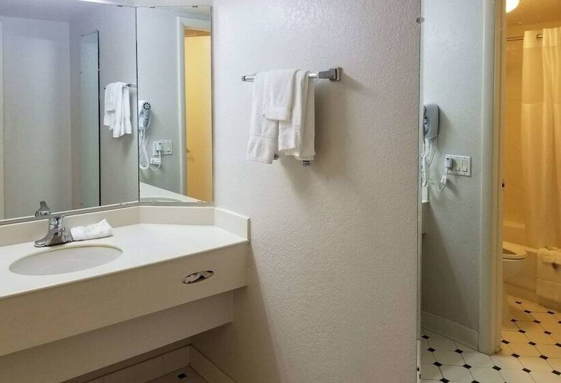 هتل Quality Inn Aurora Denver