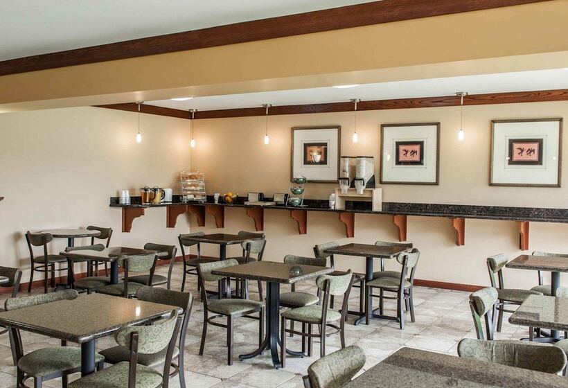 בית מלון כפרי Quality Inn & Suites Greenfield I70