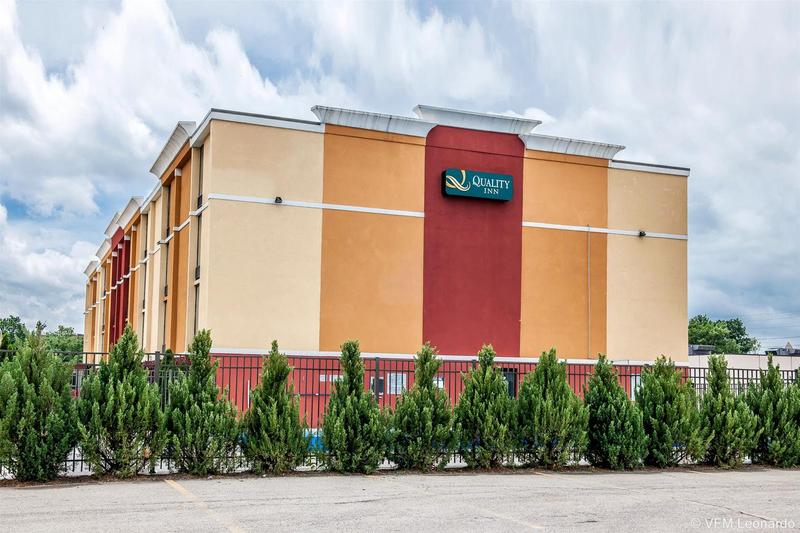 هتل Quality Inn Terre Haute University Area