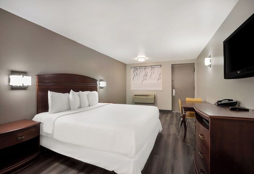 فندق Red Carpet Inn Edison