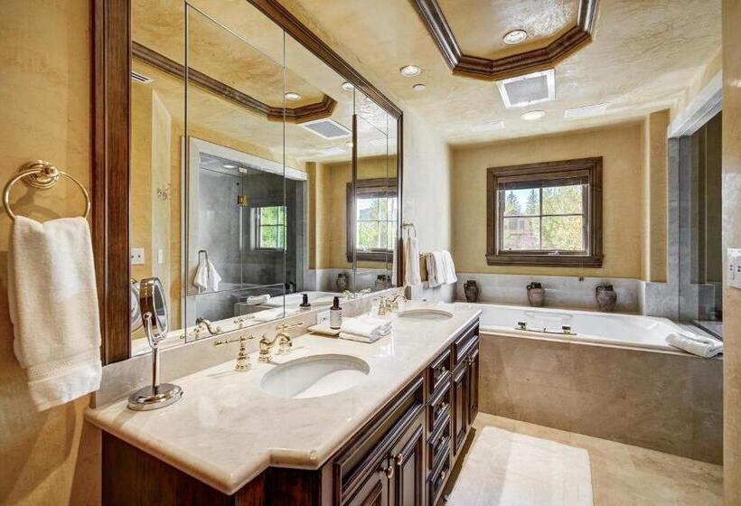 هتل Lodge At Vail, A Rockresort