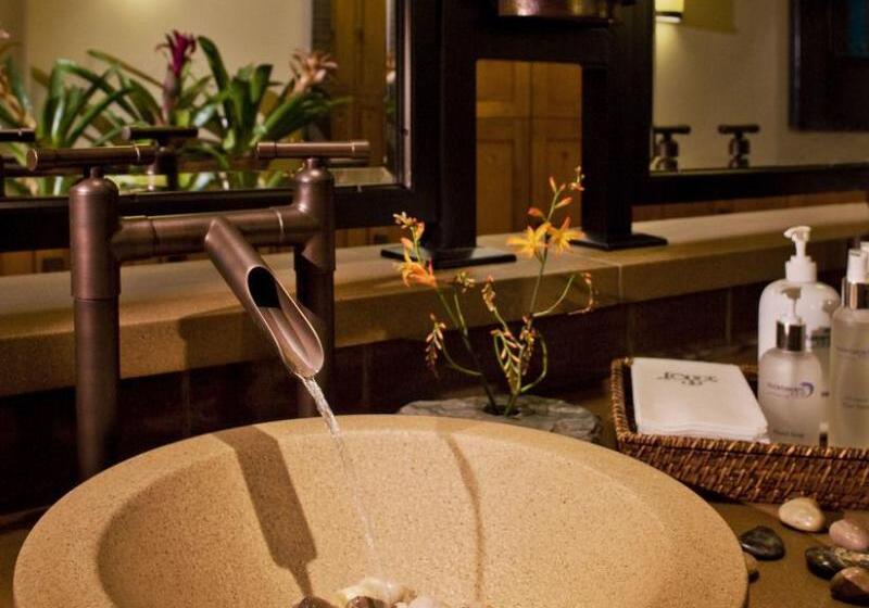 هتل Lodge At Vail, A Rockresort