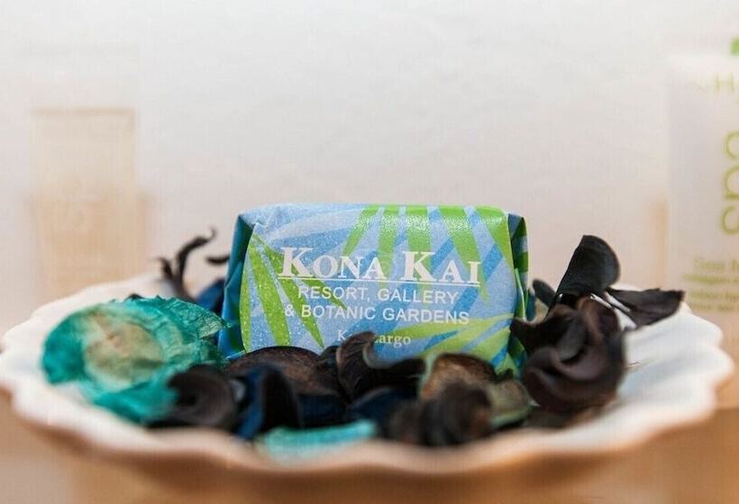 Kona Kai Resort And Gallery