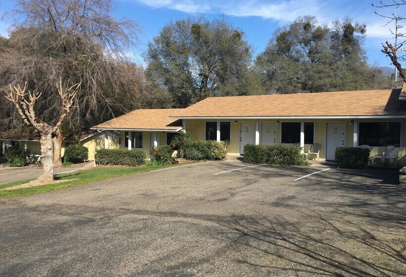 Lazy J Ranch Motel