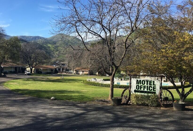 Lazy J Ranch Motel