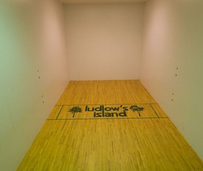 Ludlow's Island Resort