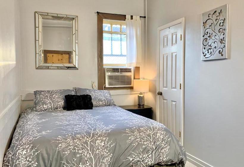 ユースホステル Spring Creek