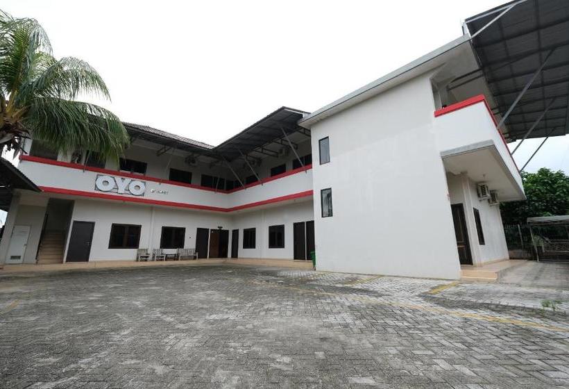 هتل Oyo 2231 D Kost