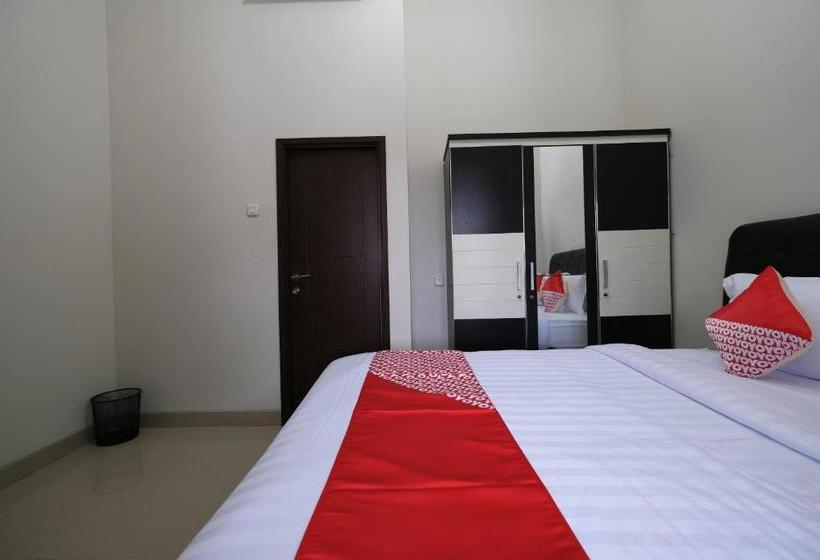 هتل Oyo 2231 D Kost