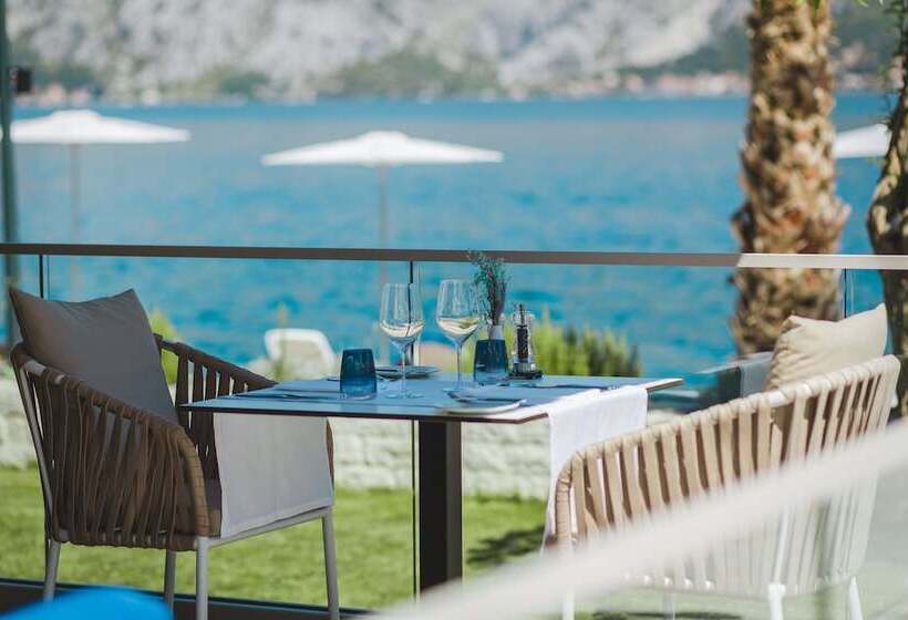 Hyatt Regency Kotor Bay Resort