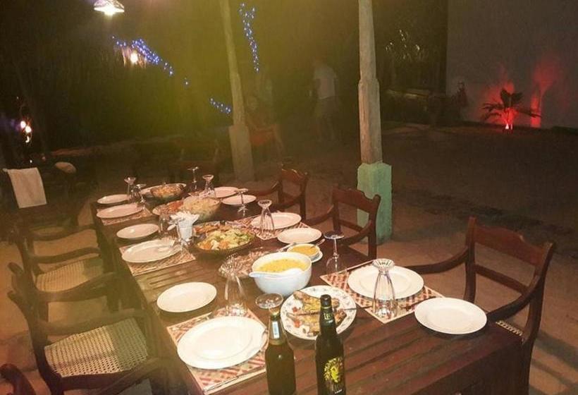 ペンション Garland Beach Villa