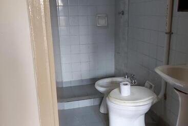 هاستل Habitaciones Villa Blosset
