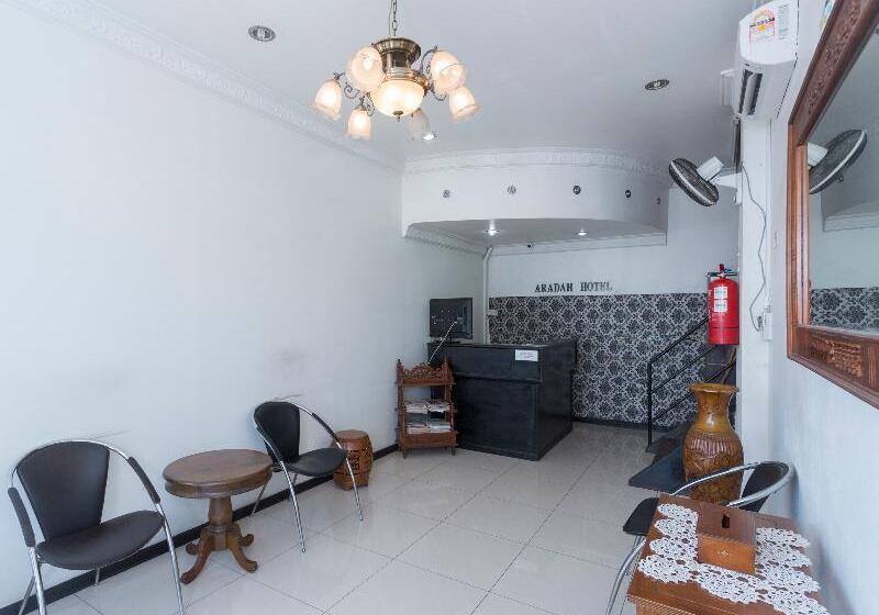 فندق Oyo 89621 Aradah