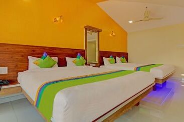 هتل Treebo Trend Nisarga River Camp