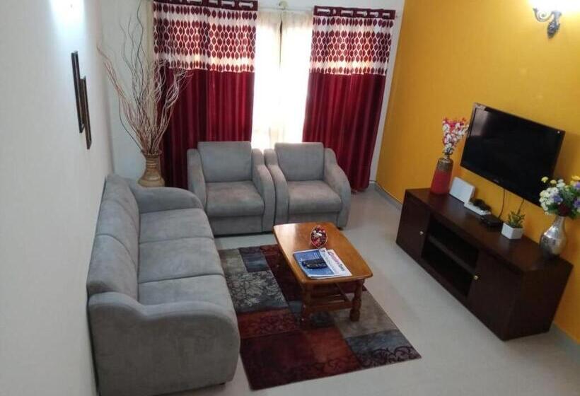 پانسیون Bulande Comforts Service Apartment In Brookfield