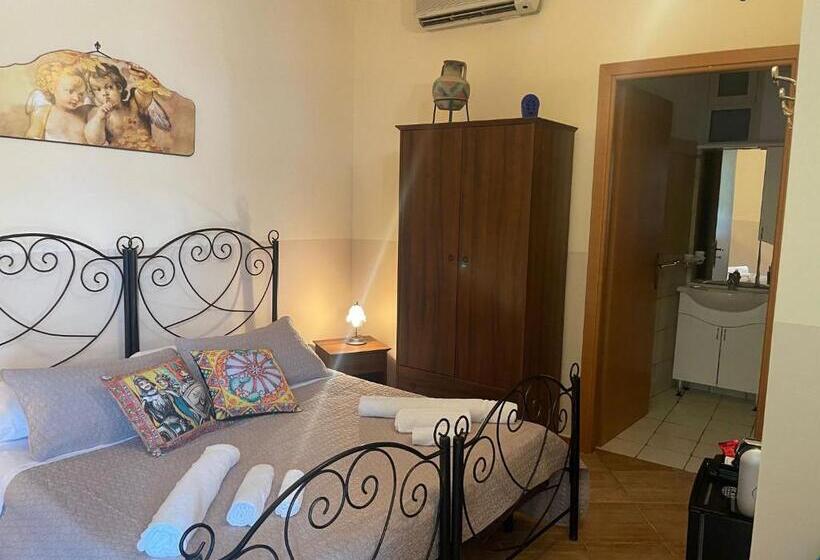تختخواب و صبحانه Bed And Relax Il Maniero