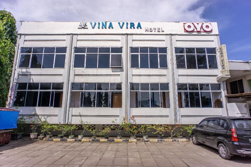 هتل Oyo 2180 Vina Vira