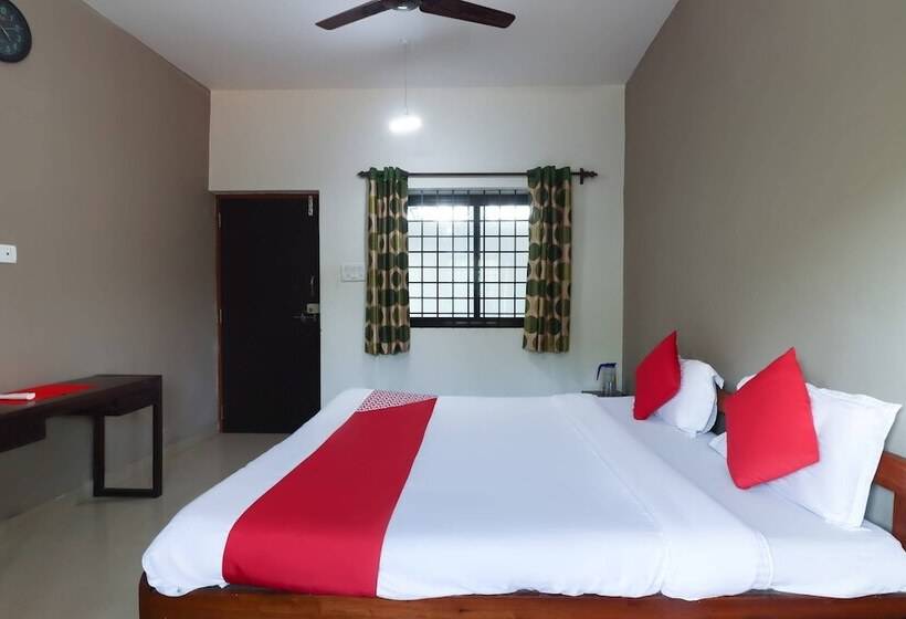 Hotel Oyo 47481 Mantra Guest Line