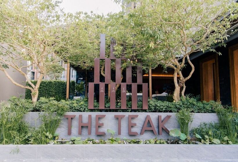 هتل The Teak
