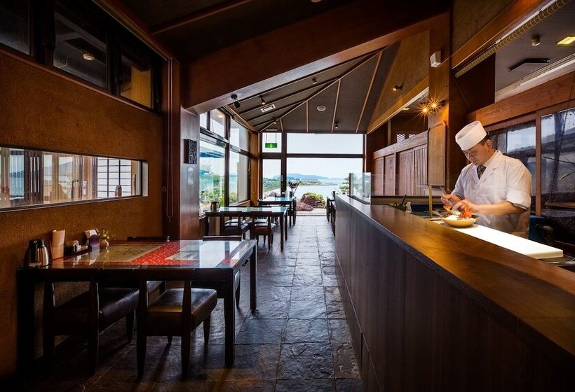 ریوکان Yuyawan Onsen Hotel Yokikan