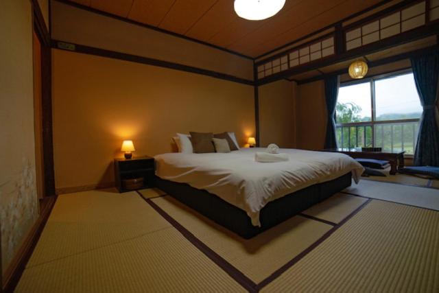 Ha Mon Slope Side Hotel And Private Chalet