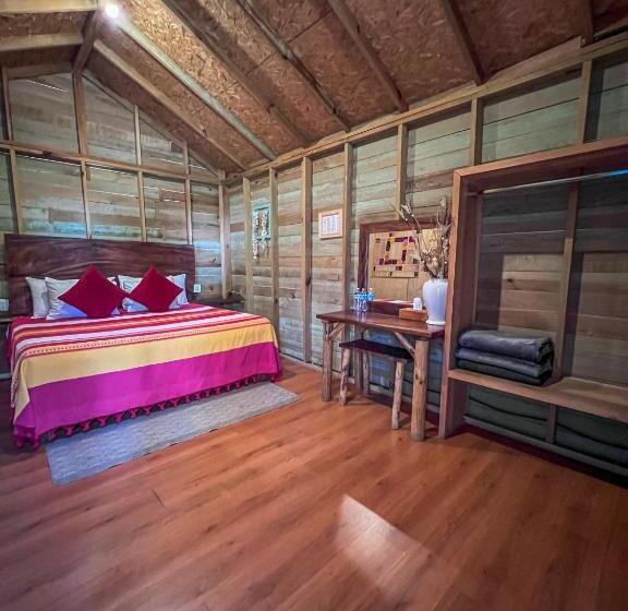 هتل Finca Las Isabeles