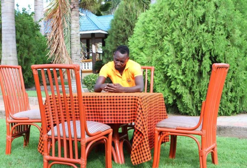 ホテル Lesa Garden