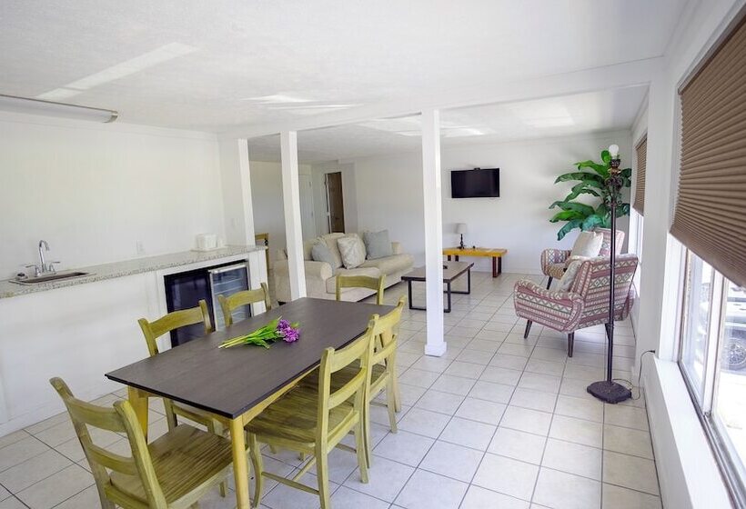 فندق Banana Peel Lodge