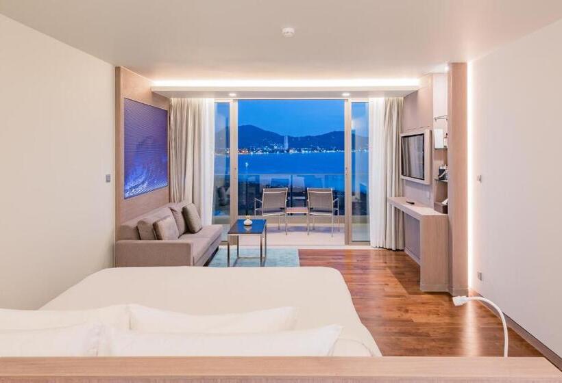 Oceanfront Beach Resort   Sha Extra Plus