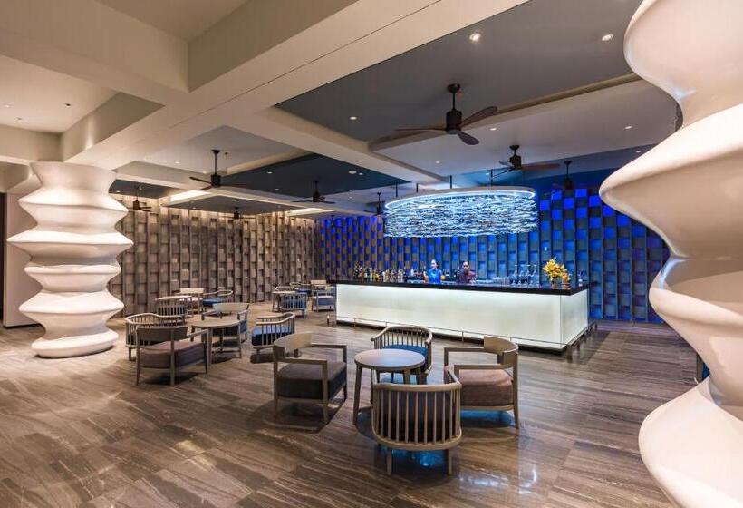 Oceanfront Beach Resort   Sha Extra Plus